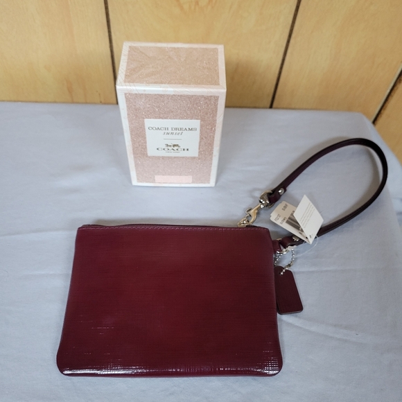 Coach Darcy Wristlet and Dreams Sunset Fragrance - Picture 7 of 8